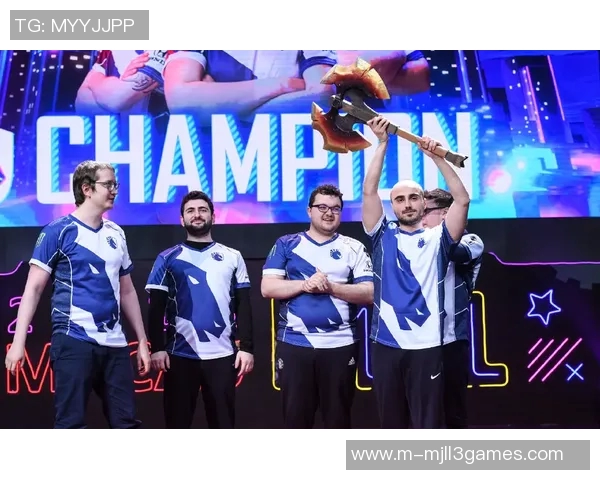 JDG战队在DOTA2赛季中的转会策略分析与成效评估 JDG战队在DOTA2赛季中的转会策略分析与成效评估